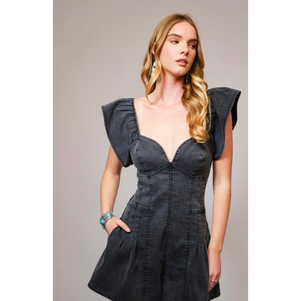 Blue B Collection Sweetheart Ruffle Sleeve Denim Romper Washed Black Small NEW